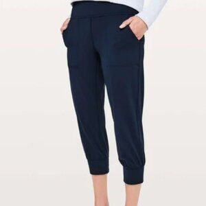 Lululemon Align Jogger Crop Navy size 4